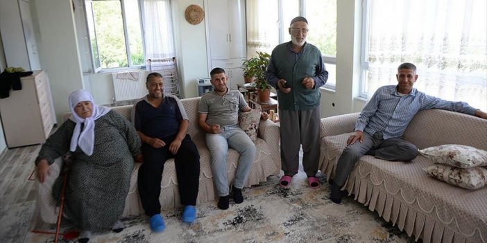 Bingöllü Baba Ömrünü Engelli 3 Çocuğu Ve Hasta Eşine Adadı