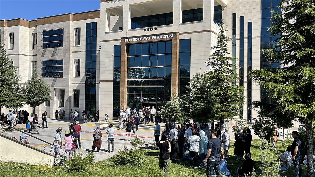 YKS Maratonunda Tüm Oturumlar Tamamlandı