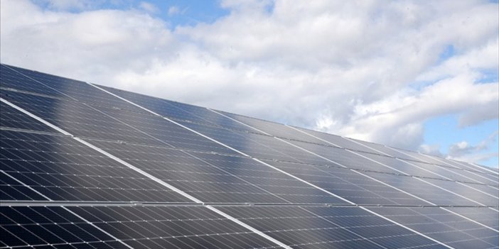 Türkiye'de Güneş Enerjisi Kapasitesinin 2030'a Kadar 30 Gigavatı Aşacağı Öngörülüyor