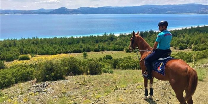 Salda Gölü Çevresinde Atlı Jandarma Timi Devriyeye Başladı