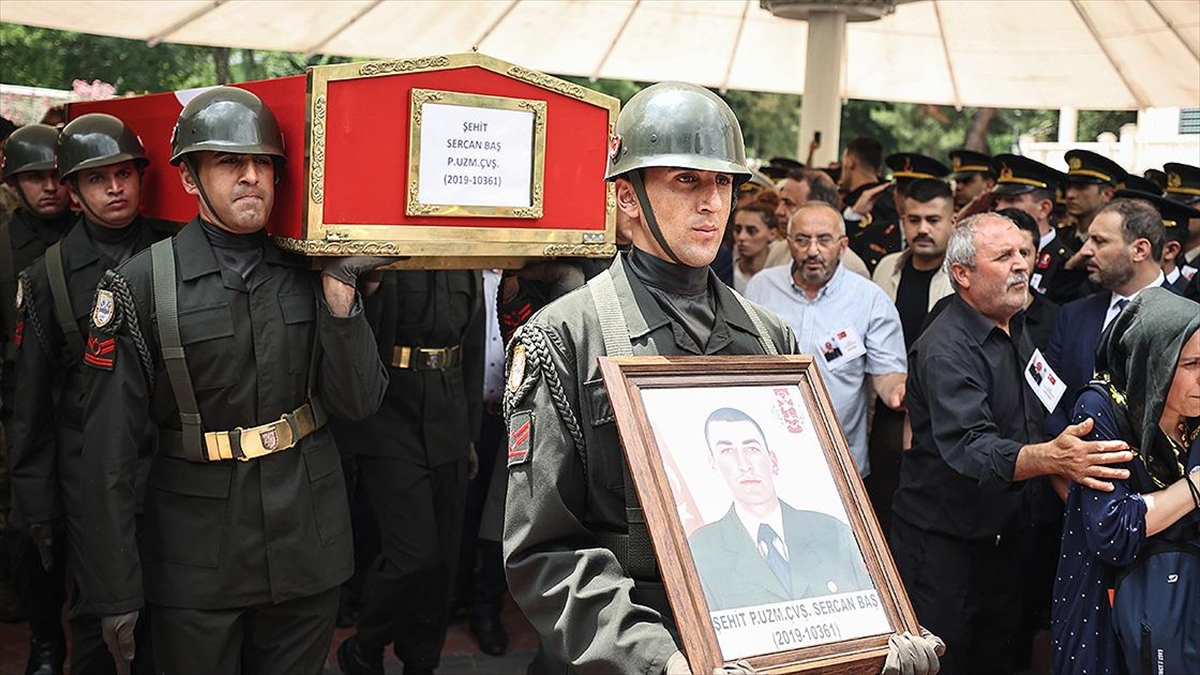 Şehit Piyade Uzman Çavuş Sercan Baş Son Yolculuğuna Uğurlandı