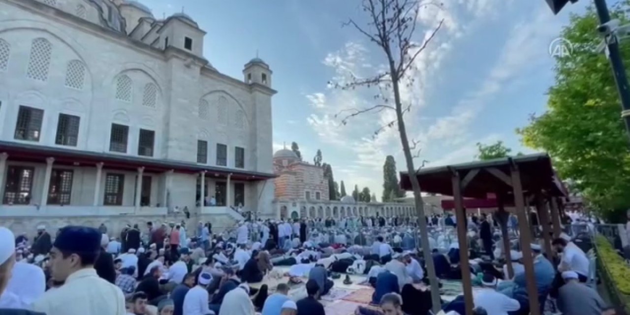 Mahmut Ustaosmanoğlu'na veda