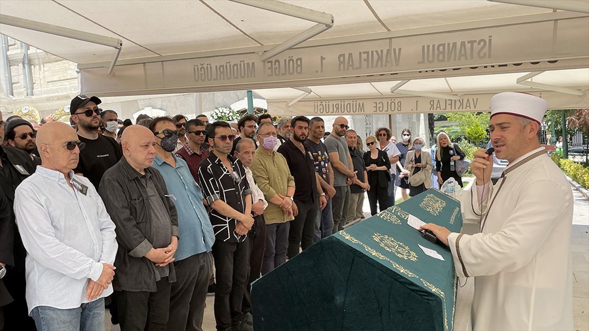 Oyuncu Osman Wöber Toprağa Verildi