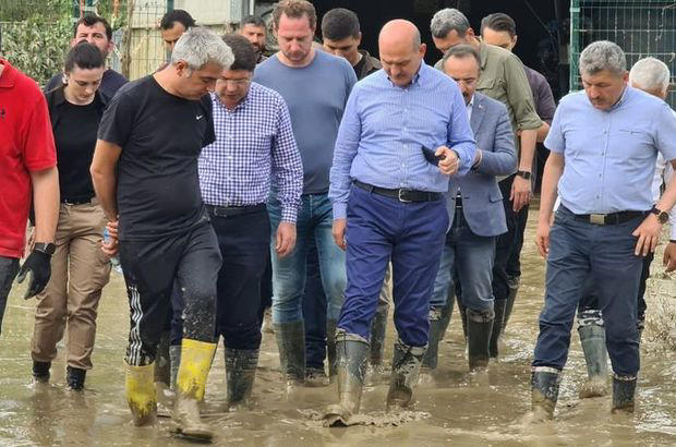 Bakan Soylu selin vurduğu Bartında