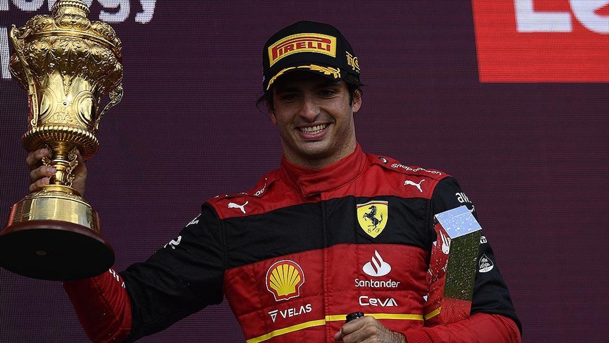 F1 Büyük Britanya Grand Prix'sini Sainz Kazandı