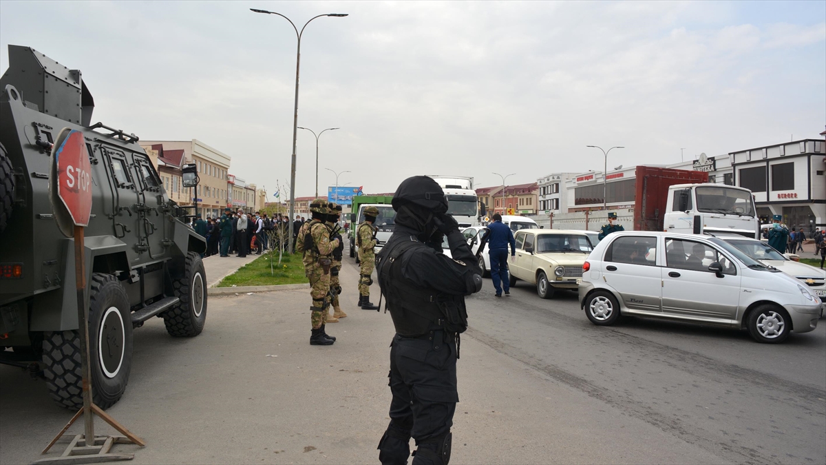 Özbekistan'ın Karakalpakistan Bölgesindeki Olaylarda 18 Kişi Öldü, 243 Kişi Yaralandı