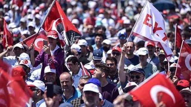 EYT ne zaman çıkacak diyen EYT'liler işte en yeni tarih