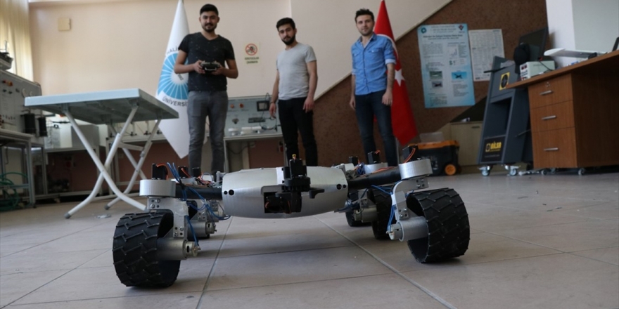 'Mars Rover'dan Esinlenip 'Türk Rover'ı Yaptılar