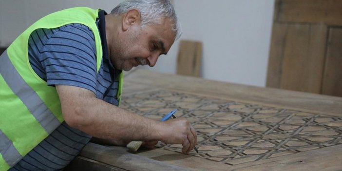 Selimiye Camisi'nin Asırlık Kapıları Bakıma Alındı