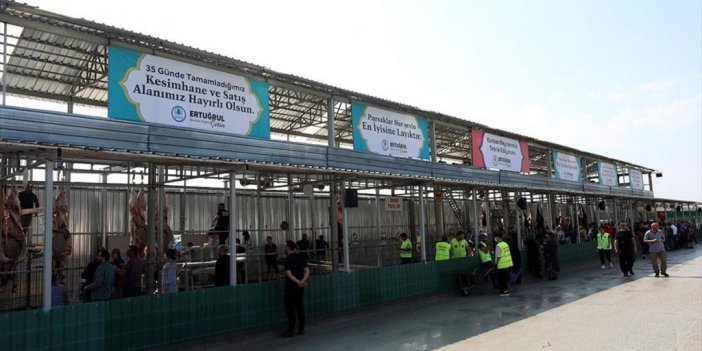 Kurban Pazarları Ve Kesimhanelerde Yoğunluk Yaşanıyor