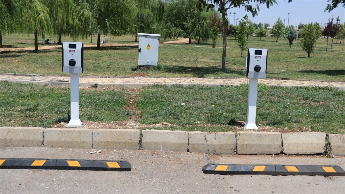 Şanlıurfa Büyükşehir Belediyesi, 10 Elektrikli Şarj İstasyonu Kurdu