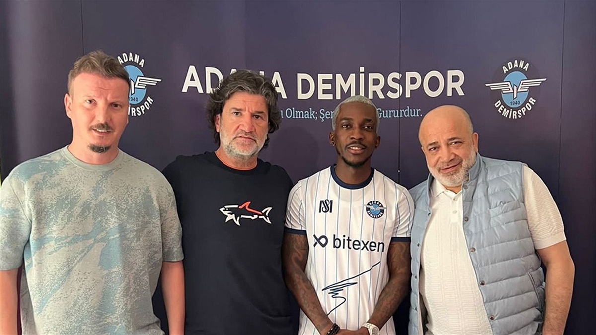 Adana Demirspor, Henry Onyekuru'yu Satın Alma Opsiyonuyla Kiraladı
