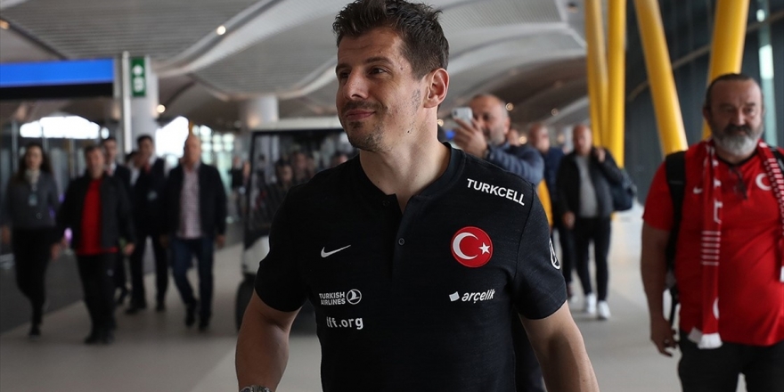 Emre Belözoğlu Fenerbahçe'ye Dönüş Yolunda