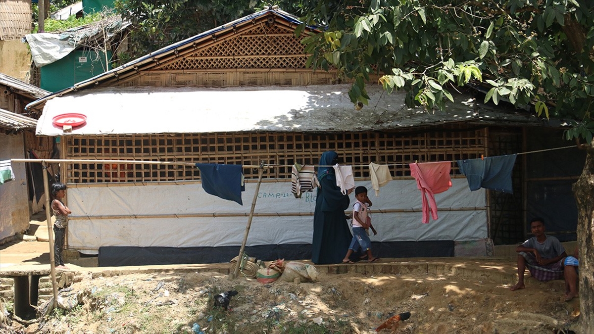 Arakanlı Müslüman Kadın Ve Çocuklar Mülteci Kamplarında Zorlu Yaşam Mücadelesi Veriyor