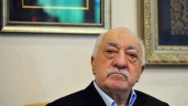 Yandaş yazardan FETÖ elebaşı Gülen iddiası: Taht kavgası başladı