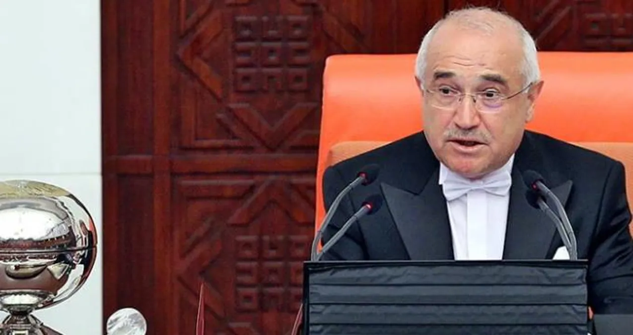 AKP'li Cemil Çiçek'ten FETÖ çıkışı: Rüyalar üzerinden din anlatıyor