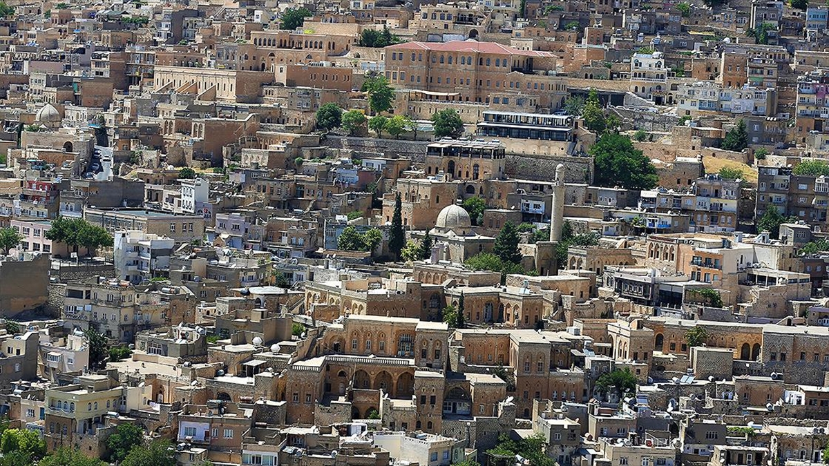 Kültür Turizminin Gözde Kentlerinden Diyarbakır Ve Mardin'de Bayram Tatili Yoğunluğu