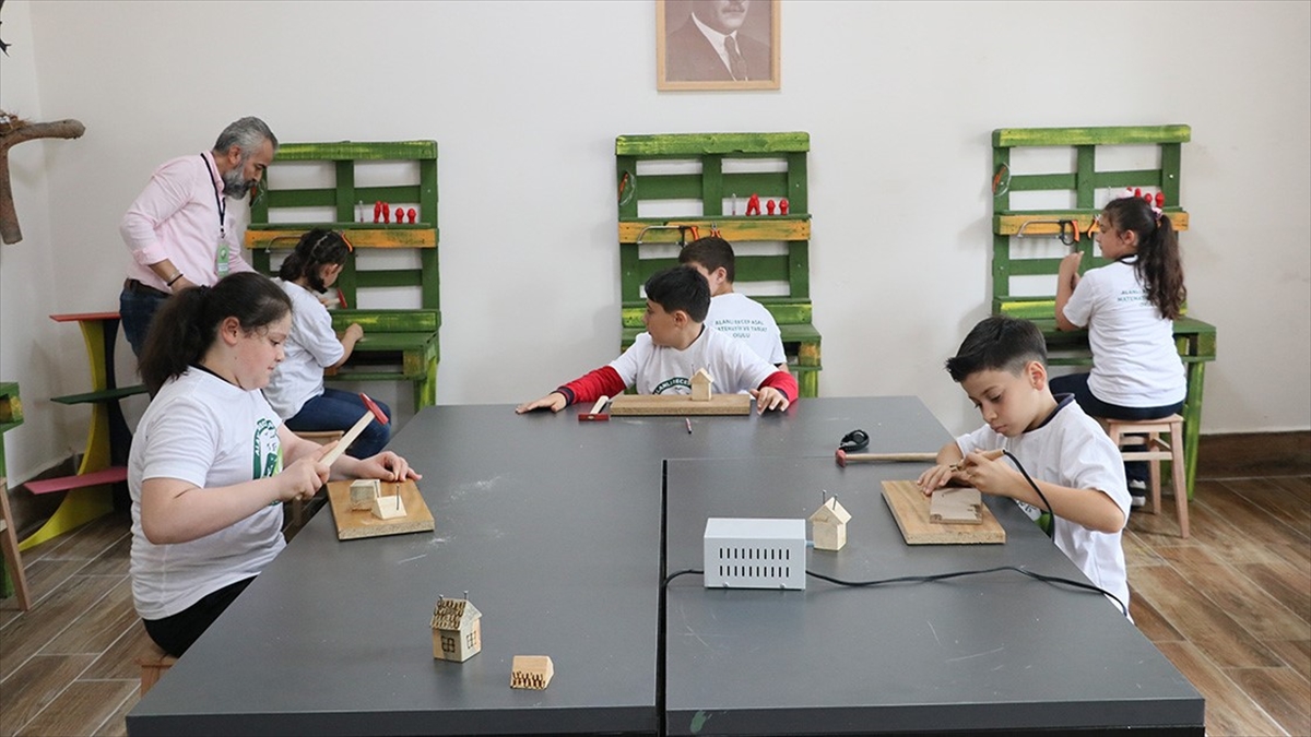 Kullanılmayan Köy Okulları Yaşam Merkezleri Oluyor