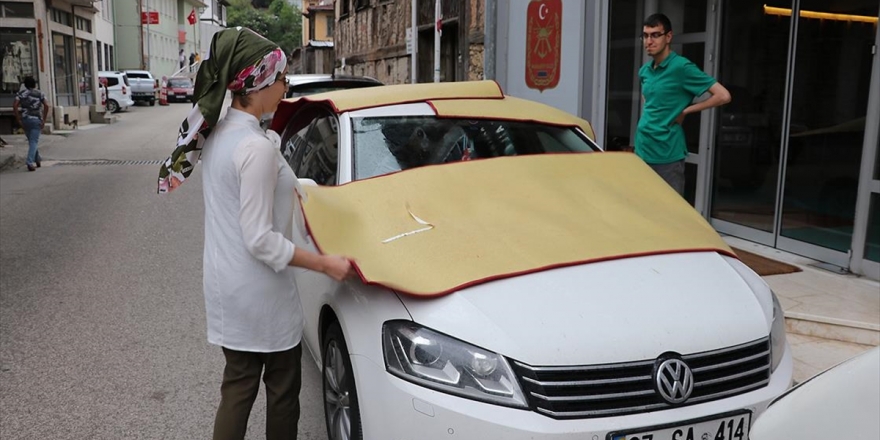 Her Dolu Uyarısında Araçlarının Üzerini Kapatıyorlar