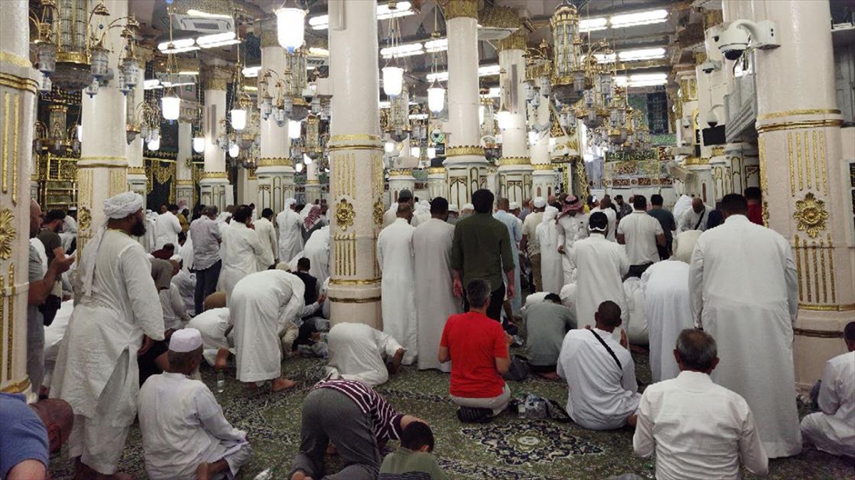 Hacılar Hazreti Peygamber'e Kucak Açan Şehirde