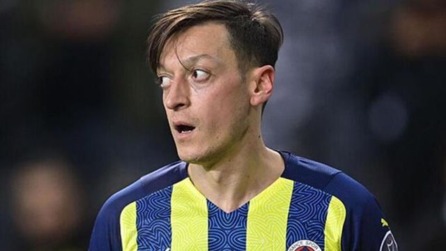 Fenerbahçe, Mesut Özil ile anlaşmayı feshetti