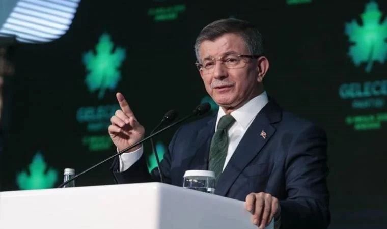 Davutoğlu'ndan Cumhurbaşkanı adayı açıklaması: Dışarıdan da olabilir