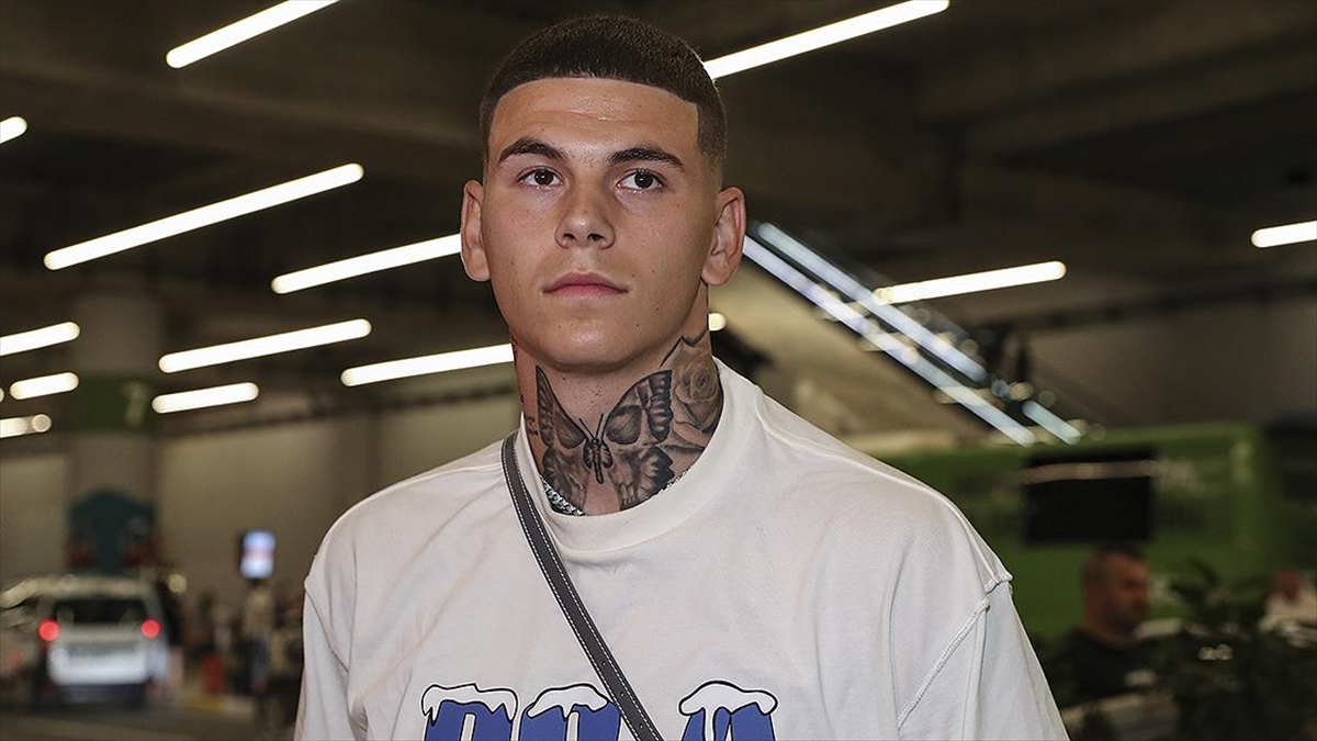 Fenerbahçe, Tiago Çukur İle 4 Yıllık Sözleşme İmzaladı