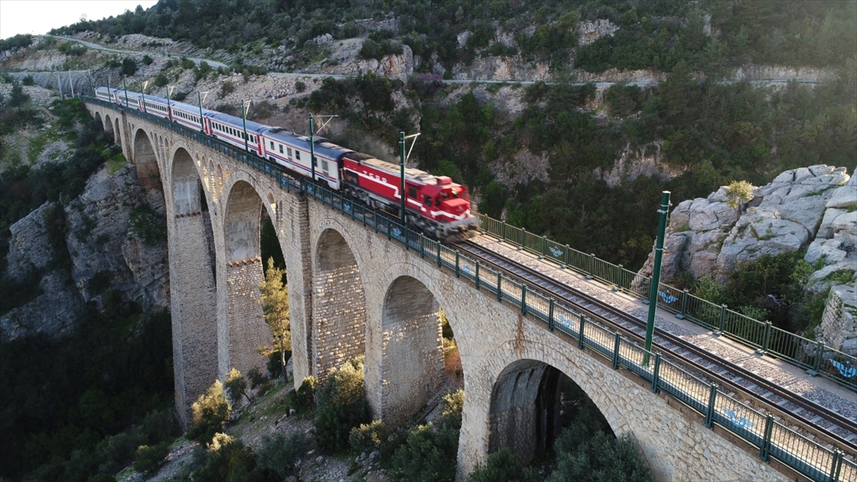 Kurban Bayramı Tatilinde 408 Bin Kişi Trenlerle Seyahat Etti