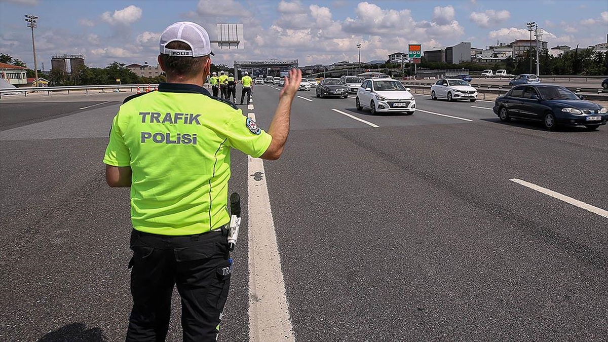 İstanbul'da Bazı Yollar Trafiğe Kapatılacak
