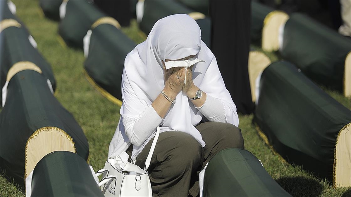 Bosna Hersek'teki Savaşta Katledilen 16 Kurban Daha 20 Temmuz'da Toprağa Verilecek