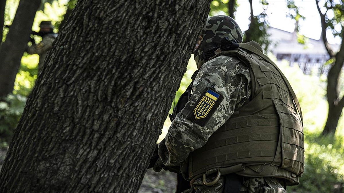 Hollanda Ordusu, Ukrayna Askerlerini İngiltere'de Eğitecek