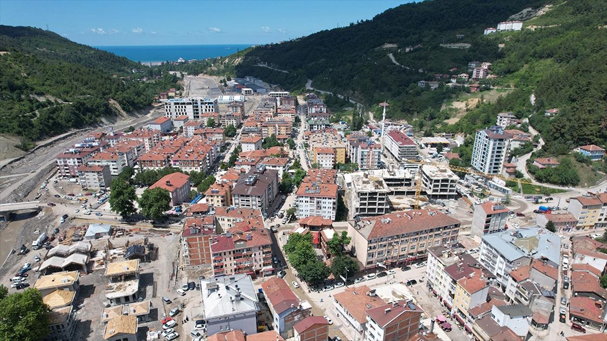 Sel Felaketinin Yaşandığı Bozkurt'ta Hayat Yeniden Normale Döndü