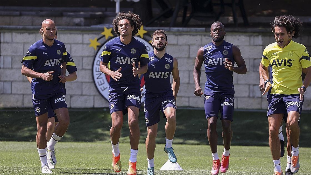 Fenerbahçe'nin Yeni Transferi Arao: Burada Olmak Benim İçin Büyük Onur