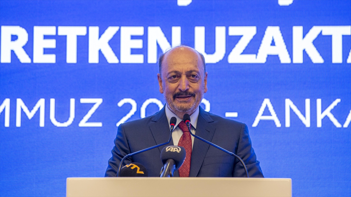 Çalışma Ve Sosyal Güvenlik Bakanı Bilgin'den Mesai Saatleri Açıklaması