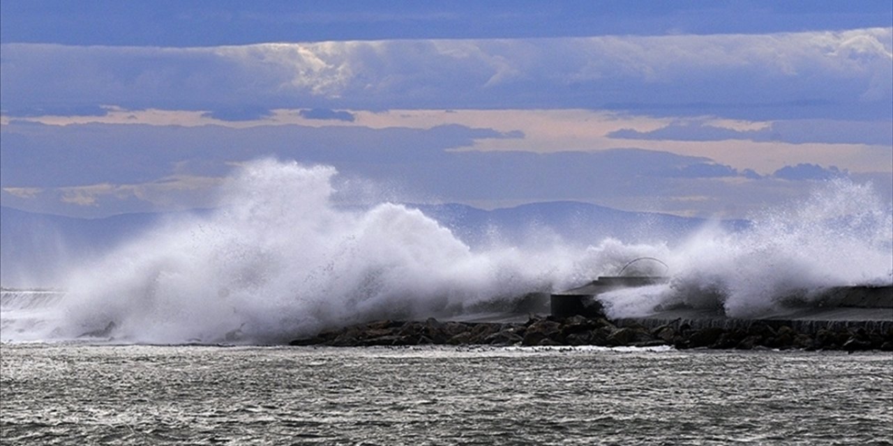 Marmara'da Kısa Süreli Fırtına Bekleniyor