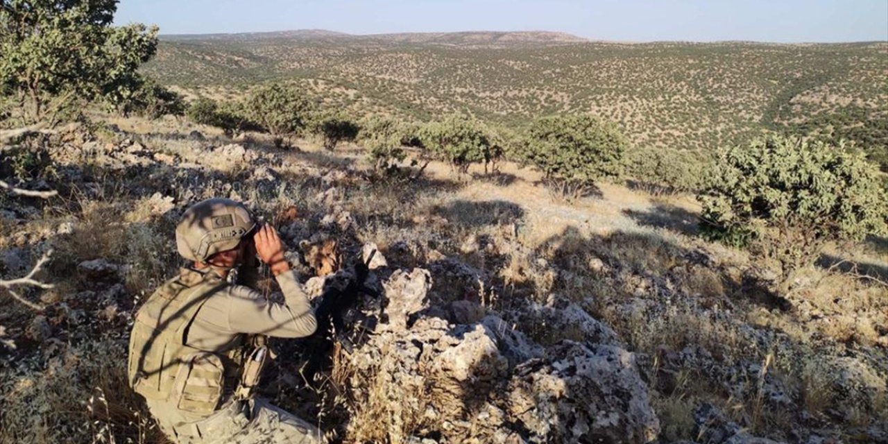 Van'da 530 Personelin Katılımıyla Eren Abluka-22 Operasyonu Başlatıldı