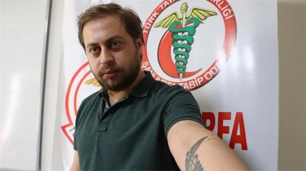 Darbedilince diplomasını yırtan doktor: Bana ‘Seni öldürürüz, burada yaşatmayız’ dediler