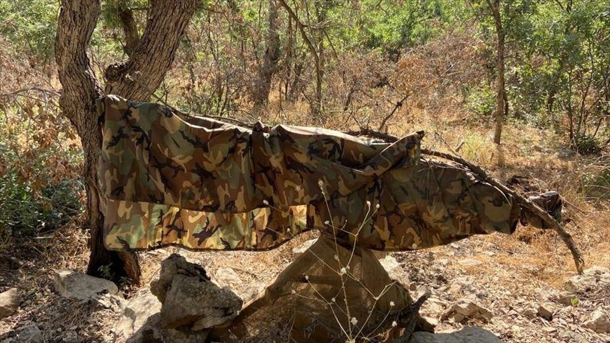 Pençe-Kilit Operasyonu Bölgesinde Çok Sayıda Silah Ve Mühimmat Ele Geçirildi