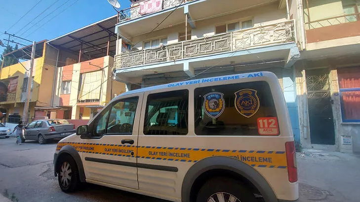 Yasak aşk dehşeti! Komşular çığlık seslerine koştu: Defalarca bıçakladı