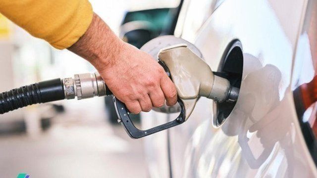 Araç sahiplerine müjde: Benzine dev indirim geliyor