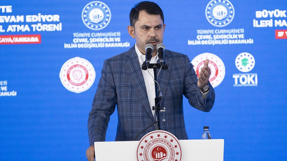Bakan Kurum: En Büyük Sosyal Konut Projesini Cumhurbaşkanımızın Vereceği Büyük Bir Müjdeyle Duyuracağız