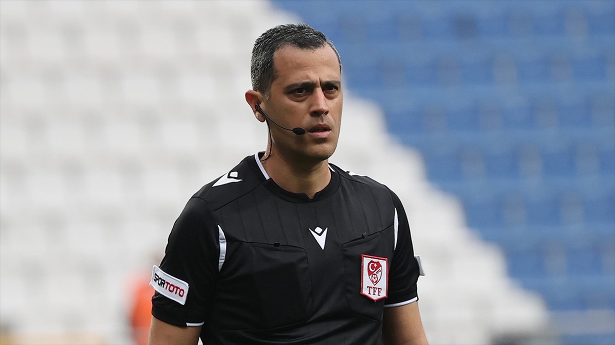 Süper Lig Hakemi Alper Ulusoy, Yeni Sezonda Var'da Görev Yapacak