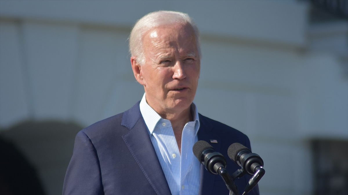 ABD Başkanı Joe Biden Kovid-19'u Atlattı