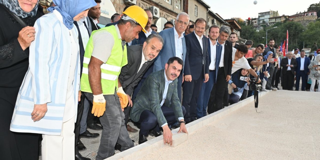 Bursa'da tarihe vefa projesinde uygulama başladı