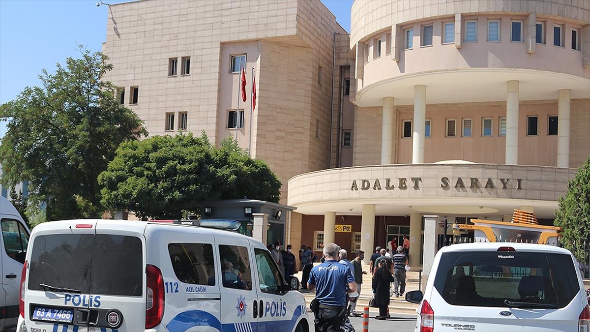 Sahte Kimlikle Yakalanan Ypg/pkk'lı Terörist Tutuklandı