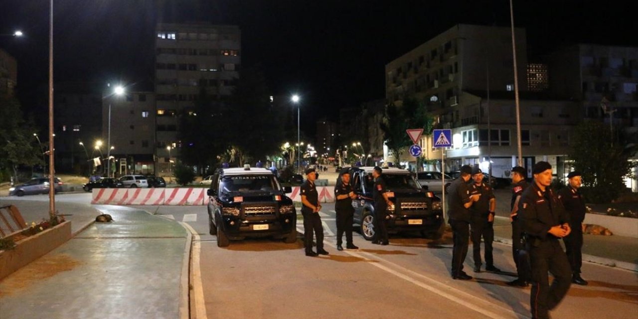 Kosova'da Siren Sesleri Duyuldu