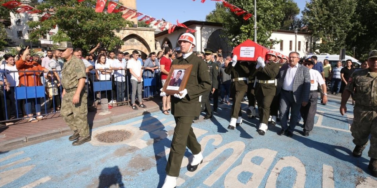 Şehit Piyade Uzman Çavuş Keçe, Kahramanmaraş'ta Son Yolculuğuna Uğurlandı