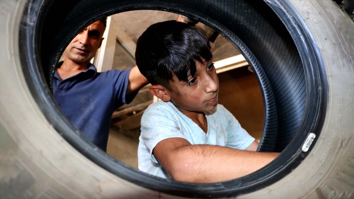 Lastik Tamir Ederken Keşfedilen Çocuk, Türkiye Şampiyonasından Madalyayla Döndü