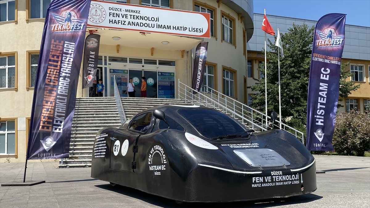 Teknofest'te Elektrikli Araçlarıyla 'Teknik Tasarım' Ödülü Alan İmam Hatipliler Gururlu