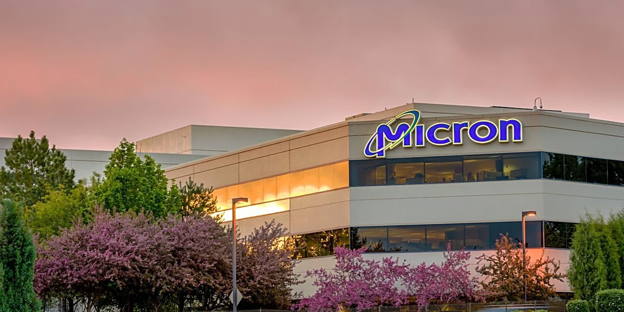 DRAM, FLASH BELLEK VE KATI HAL SÜRÜCÜLERİ İLE TANINAN MICRON ŞİRKETİ, ABD'YE BELLEK ÜRETİM TESİSLERİ KURMAYI HEDEFLİYOR